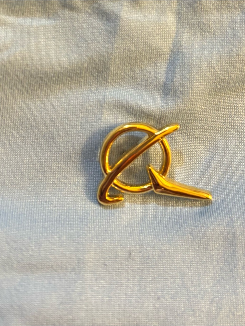 Boeing Logo Lapel Pin 1" Boomerang Transportation Vtg MCM Style Gold Tone